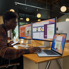 MacBook_Air_15-inch_M4_Starlight_PDP_Image_Position_8__en-US