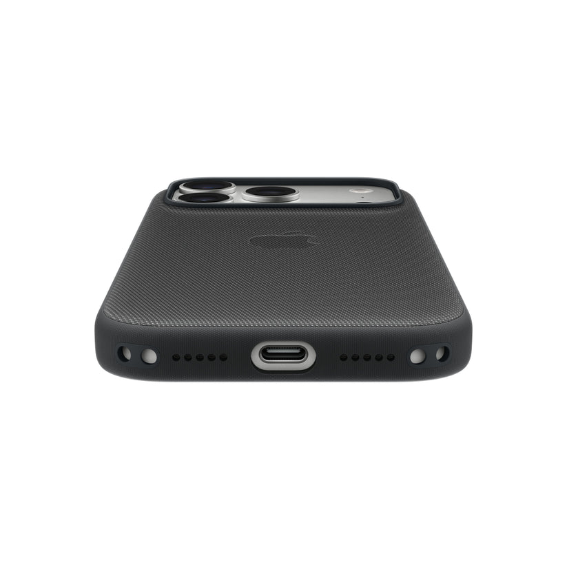iphone-17-pro-techwoven-case-with-magsafe-black_MGF34_AV4