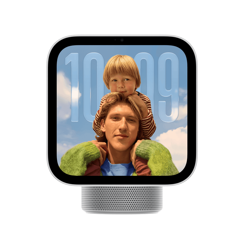 Apple_HomeView_Silver_PDP_Image_Position_1__en-US